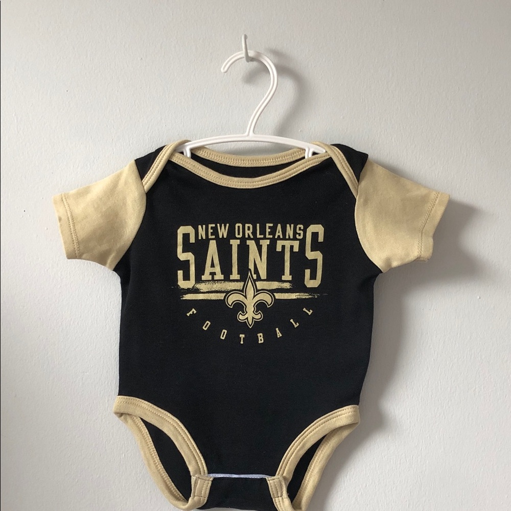 NFL New Orleans Saints Infant Bodysuit in Black and Gold